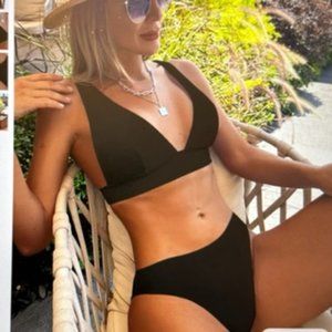 Brand New Plain V Neck Bikini Swimsuit Black L 8/12